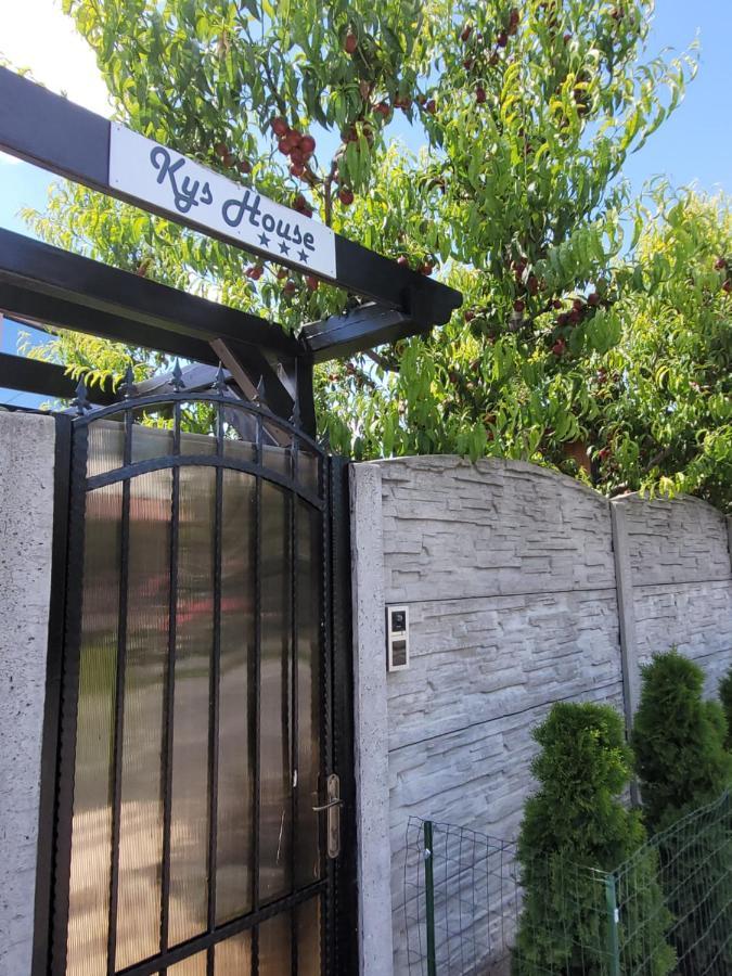 Kys House 호텔 테기르기올 외부 사진