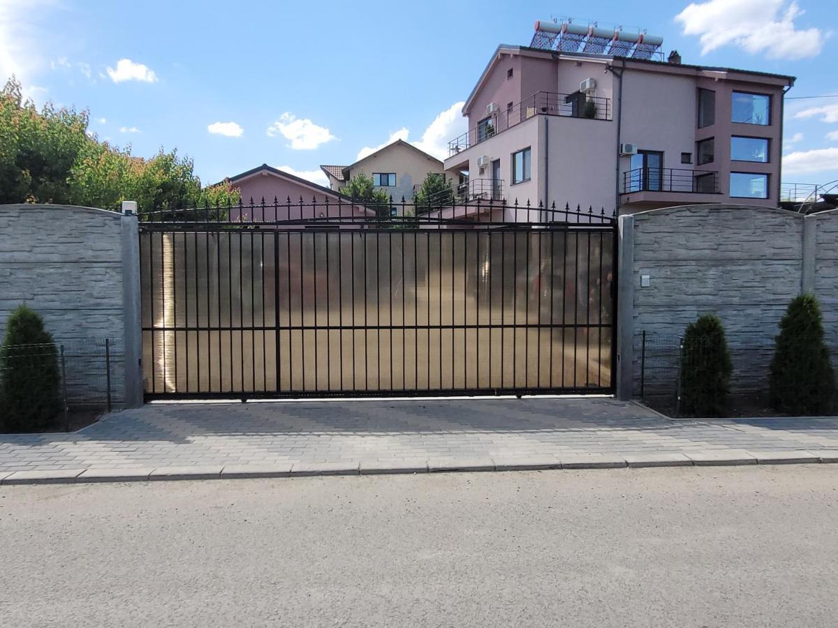 Kys House 호텔 테기르기올 외부 사진